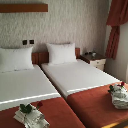 Kostas Skála Marión